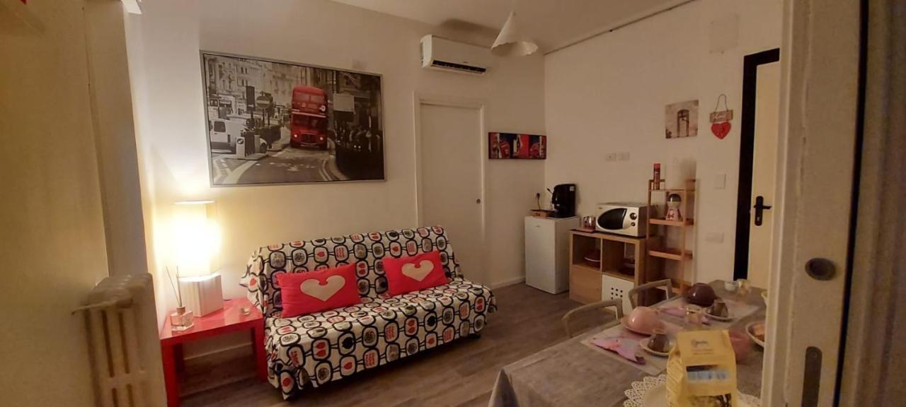B&B Le Colombine มาเตรา ภายนอก รูปภาพ
