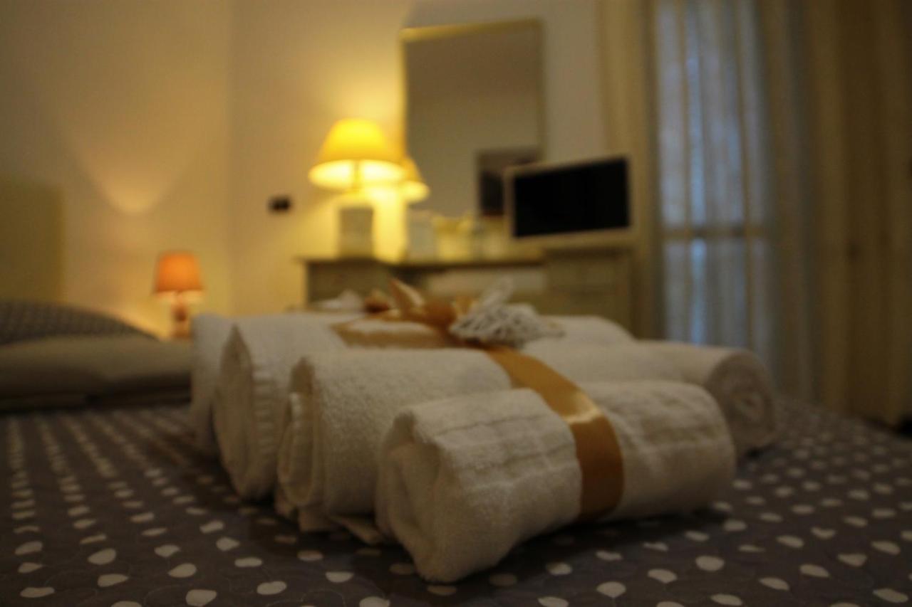 B&B Le Colombine มาเตรา ภายนอก รูปภาพ